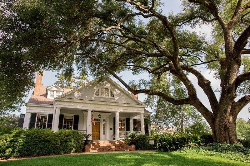 Historic Inn — Natchez, MS — The Burn Luxury Inn