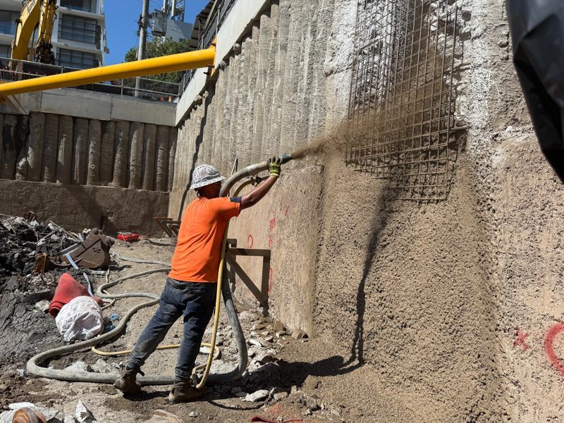 Shotcrete and capping beam construction