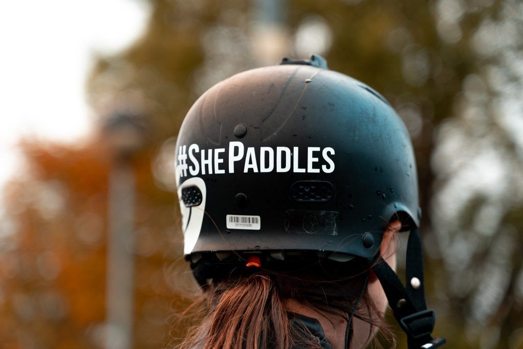 Paddle Cymru | Mae hi'n Padlo