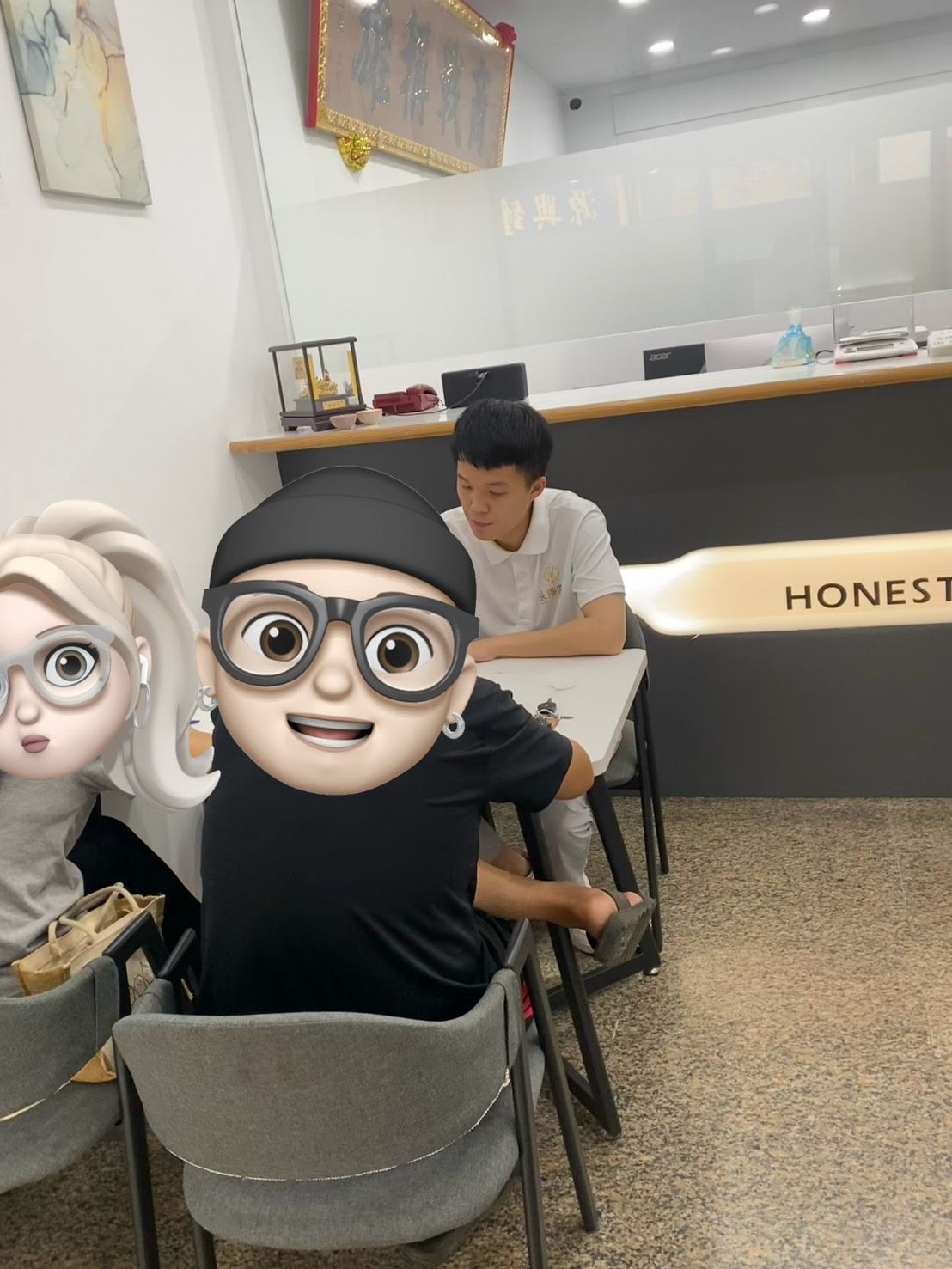 永廉當舖店長提供壽豐創業夫妻專業借錢與高利轉貸諮詢，成功規劃降低利息與加碼增借方案。此成交案例展示了花蓮汽車借款免留車的靈活運用，協助在地店家解決當舖利息過高與額度不足的擴店周轉難題。