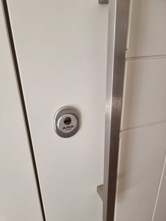 Produzione porte blindate a Verona di AMK