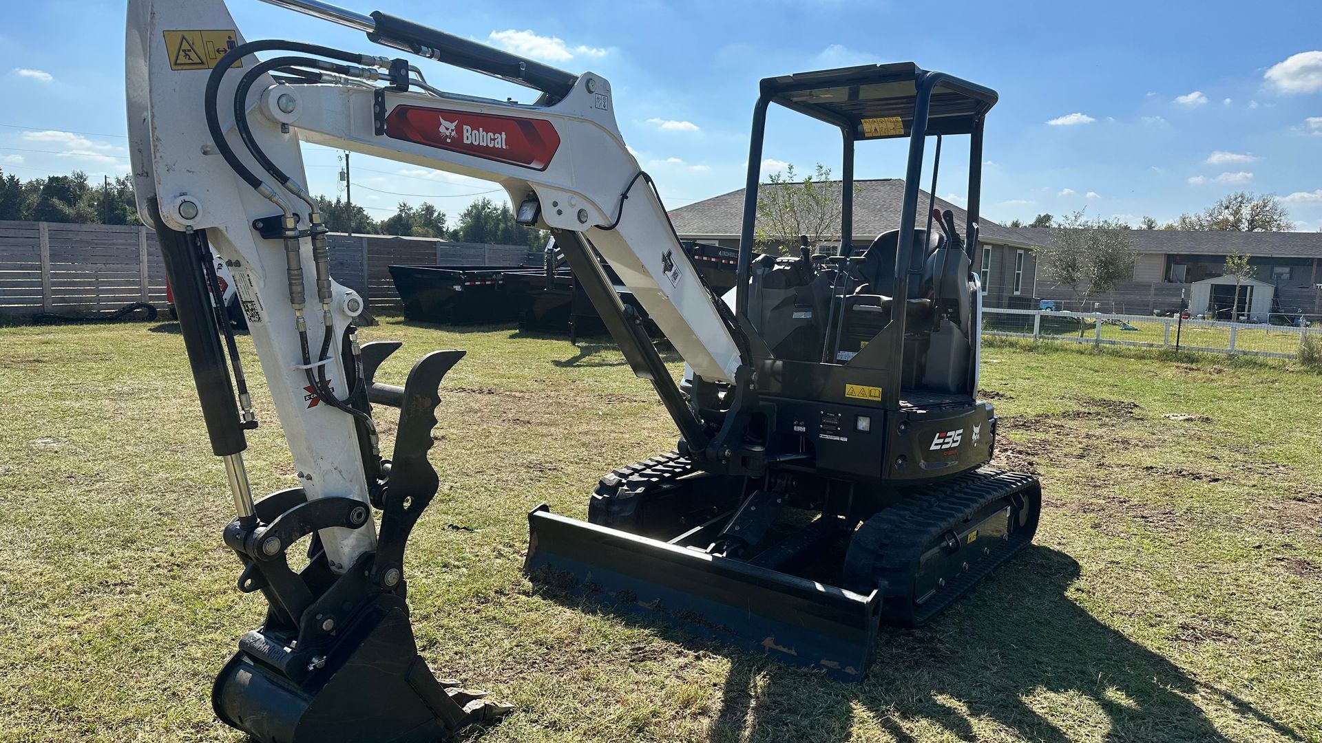 Bobcat E35 R2 Series (Mini Excavator)