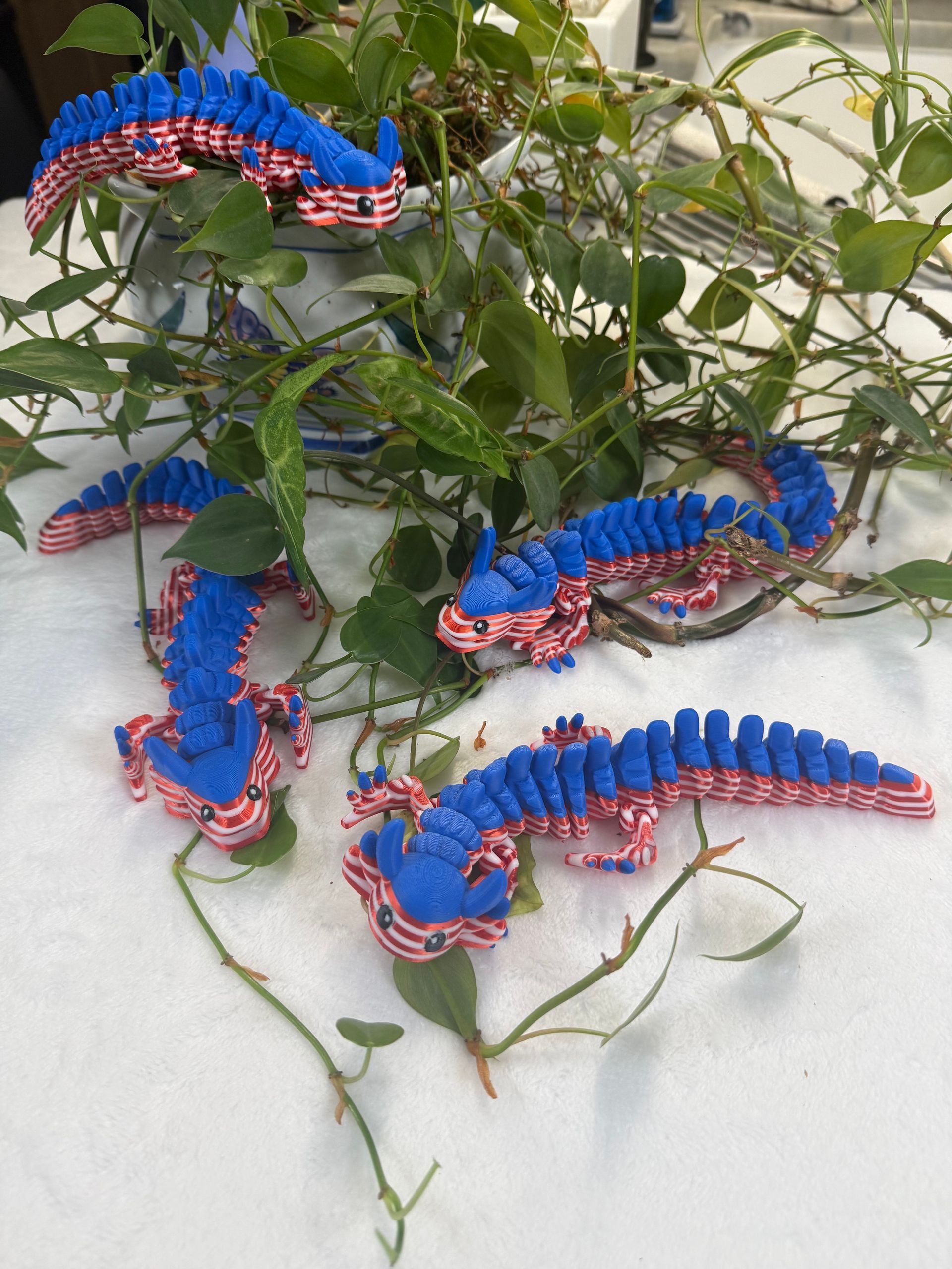 Flexi axolotl