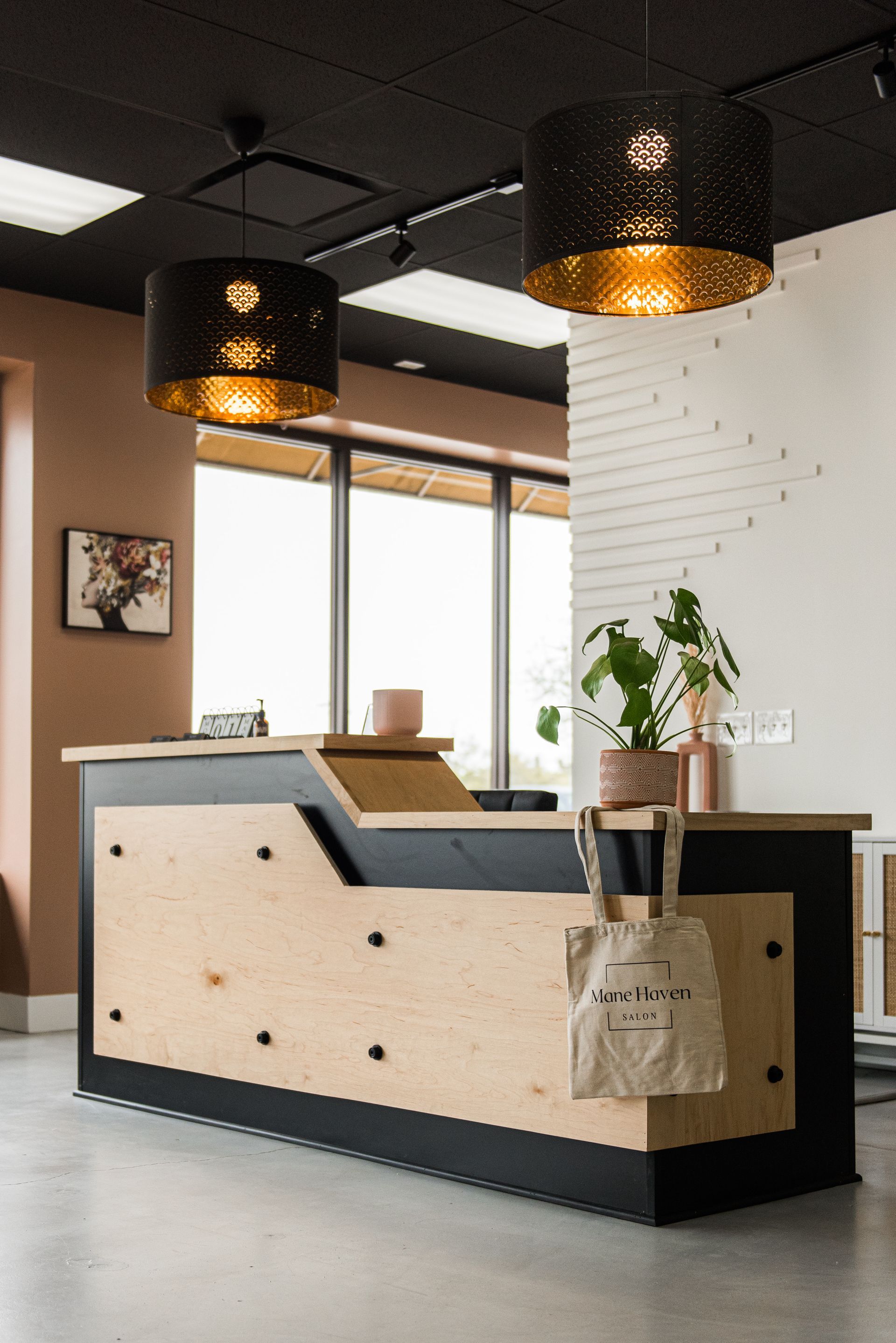 SALON FRONT DESK, CUSTOM MADE SALON FURNITURE.