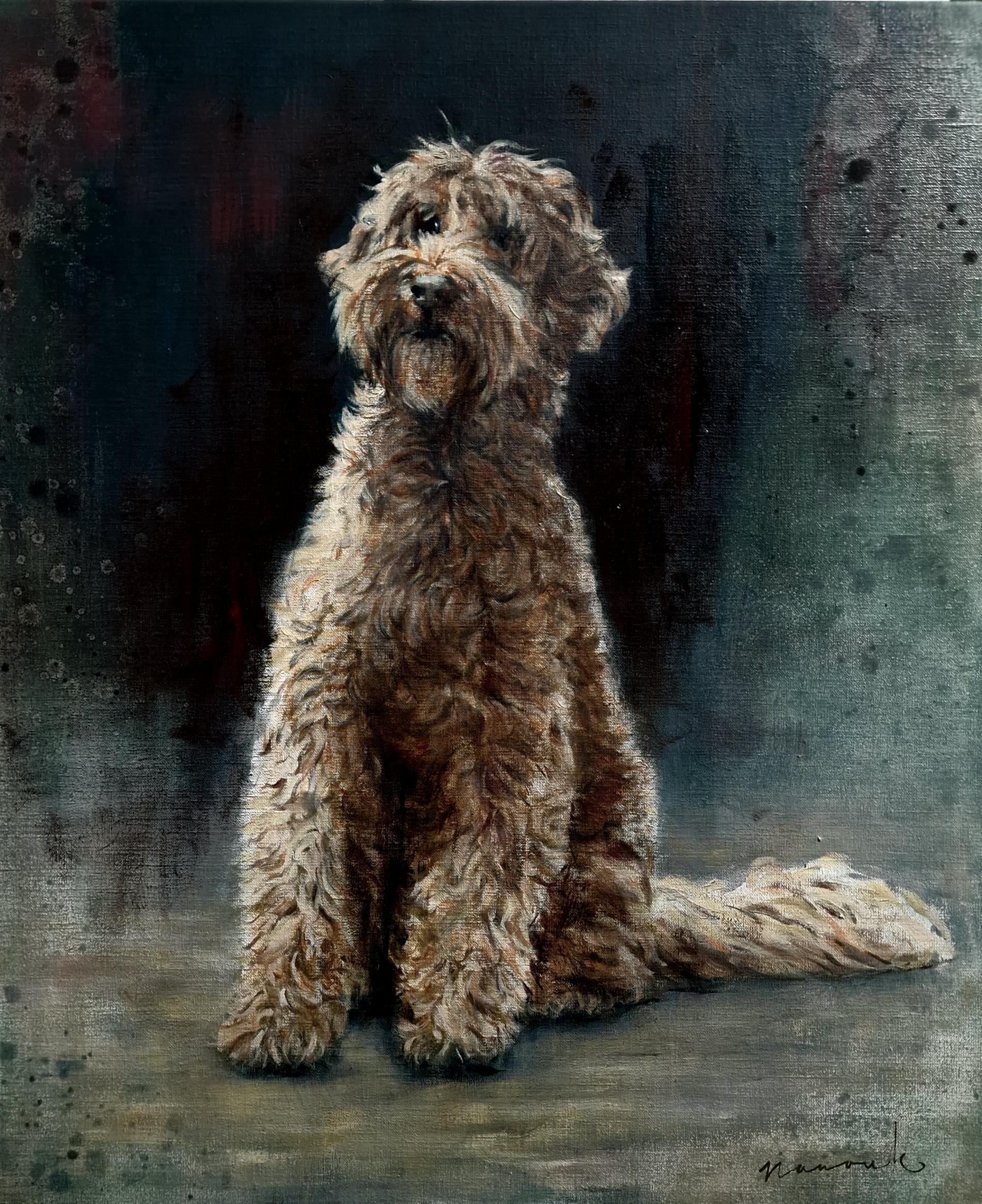Een schilderij van een bruine hond die op een houten vloer zit