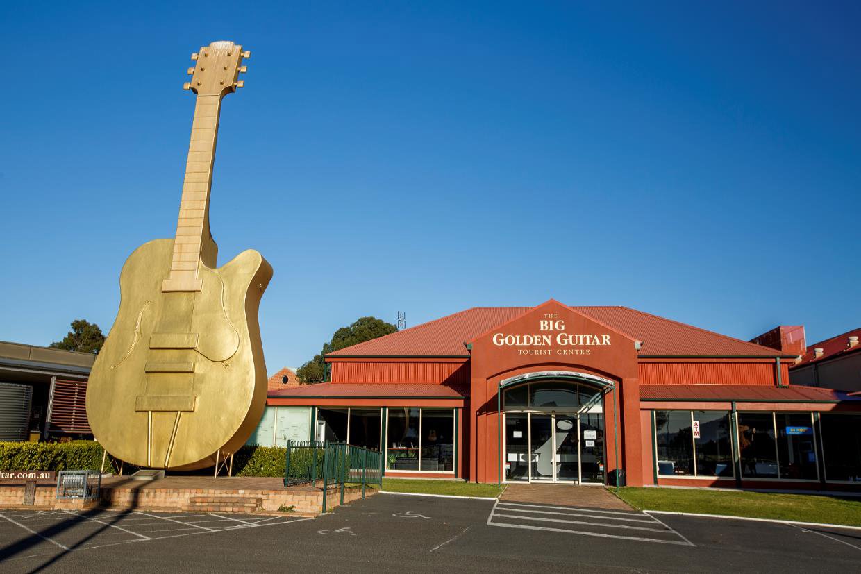 About Us Cable & Pipe Locations