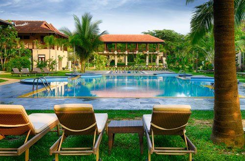 Summer swimming pool — Yorkville, IL — Travel Services of Yorkville