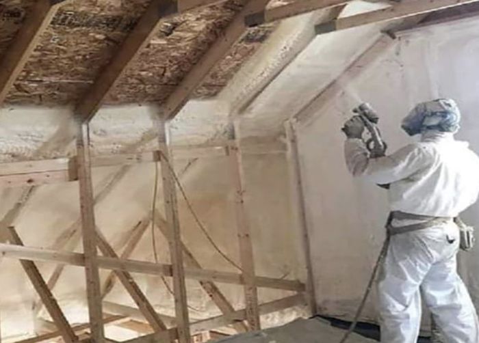 Spray Foam insulation contractor lake forest IL