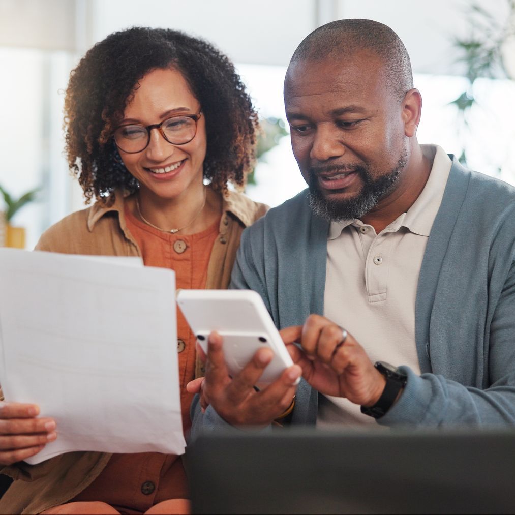 couple making estate plans