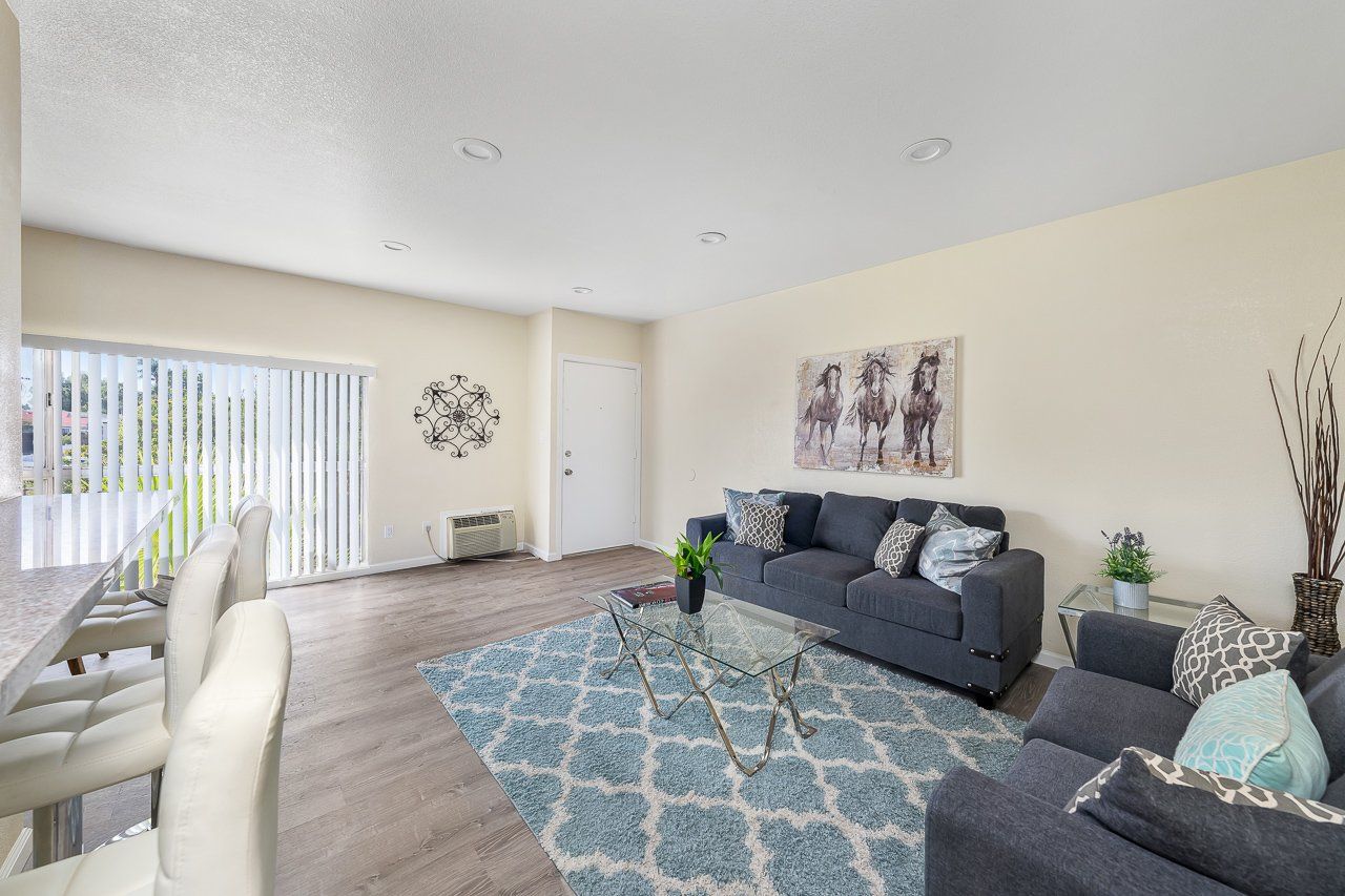 Mesa Cove Apartments living area carpet