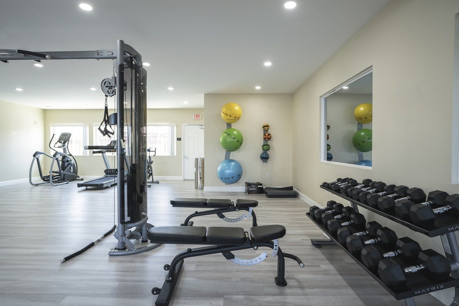 Pacific Heights Apartments gym 2