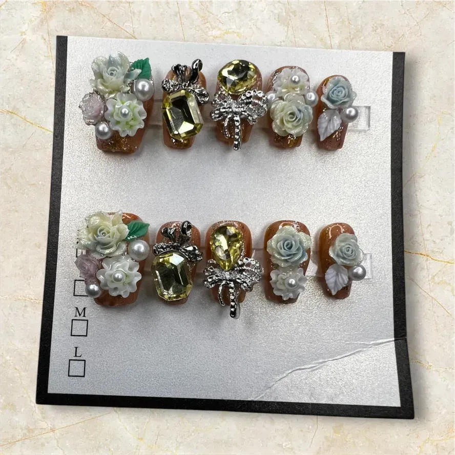 (COLOR-BUFF) Press-On Nails (Rhinestone) SIZE- LARGE