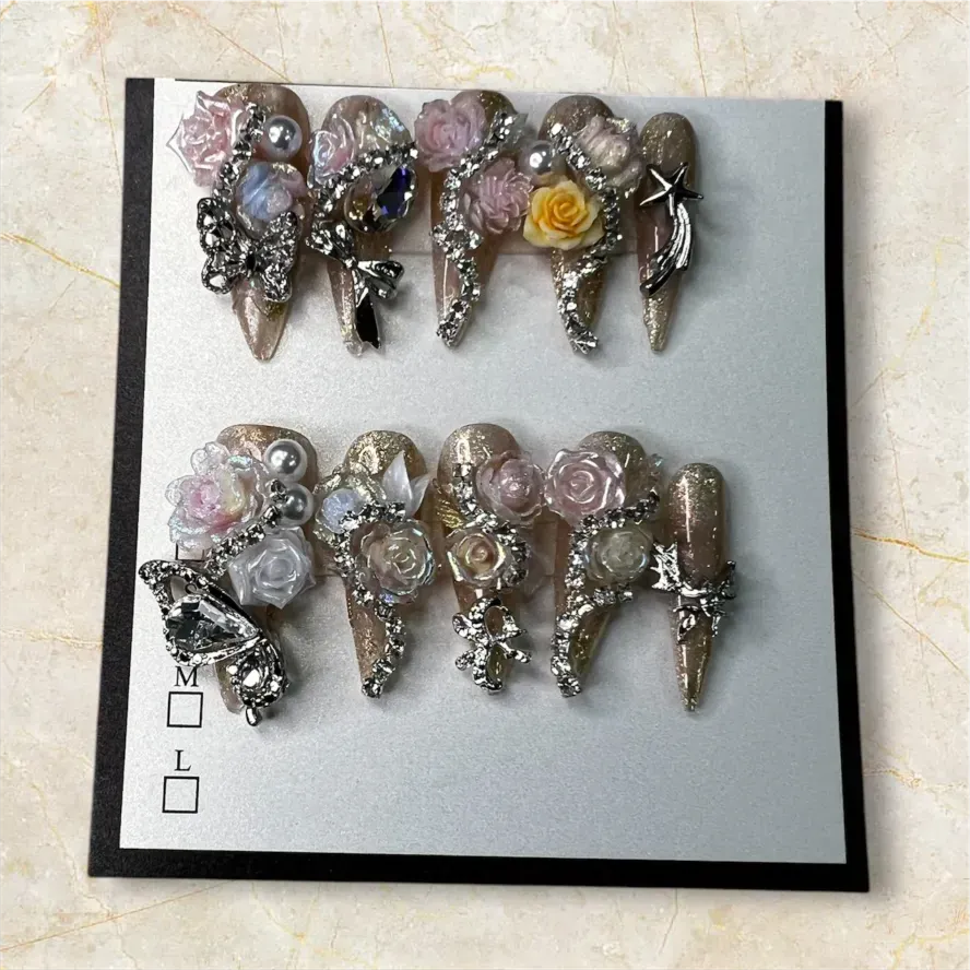 (COLOR-CRYSTAL BETH) Press-on Nails (Rhinestone) SIZE- SMALL