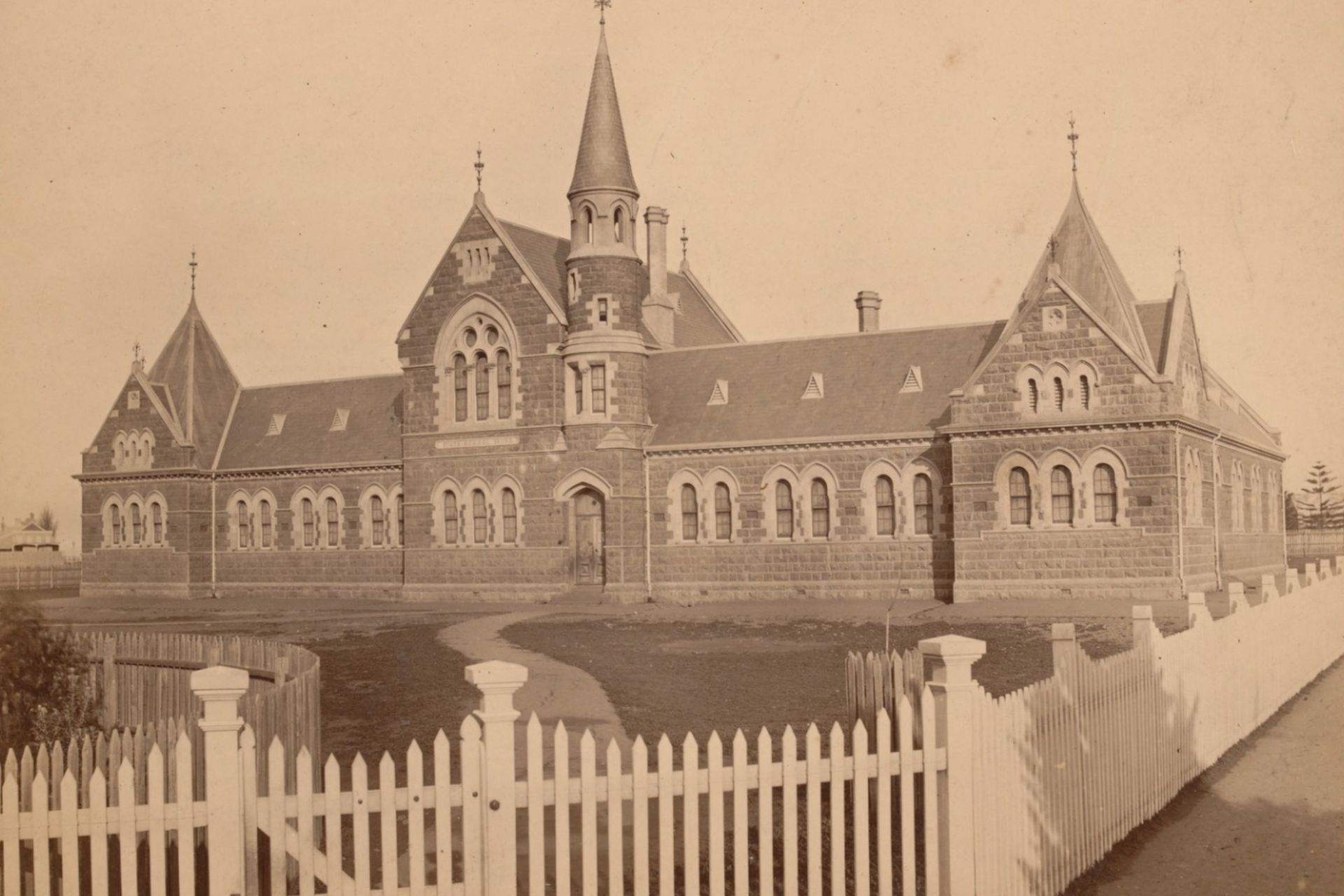 Williamstown State School No.1183, c.1890 photograph