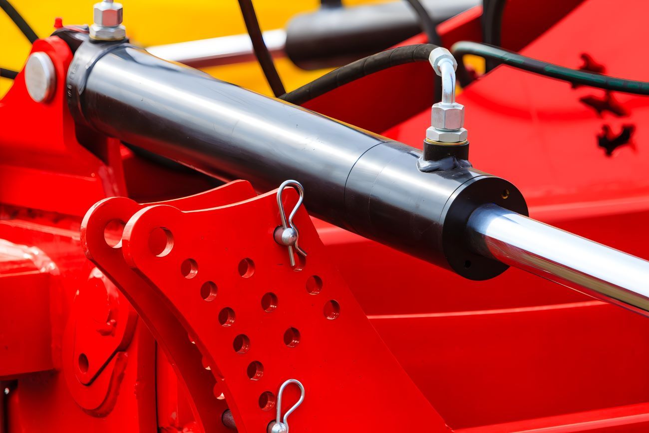 A Hydraulic Cylinder — Berkeley Vale Hydraulics in Fountaindale, NSW