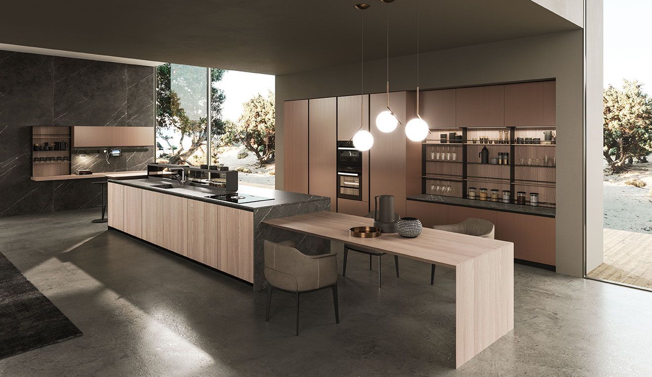 Una cucina con tavolo e sedie