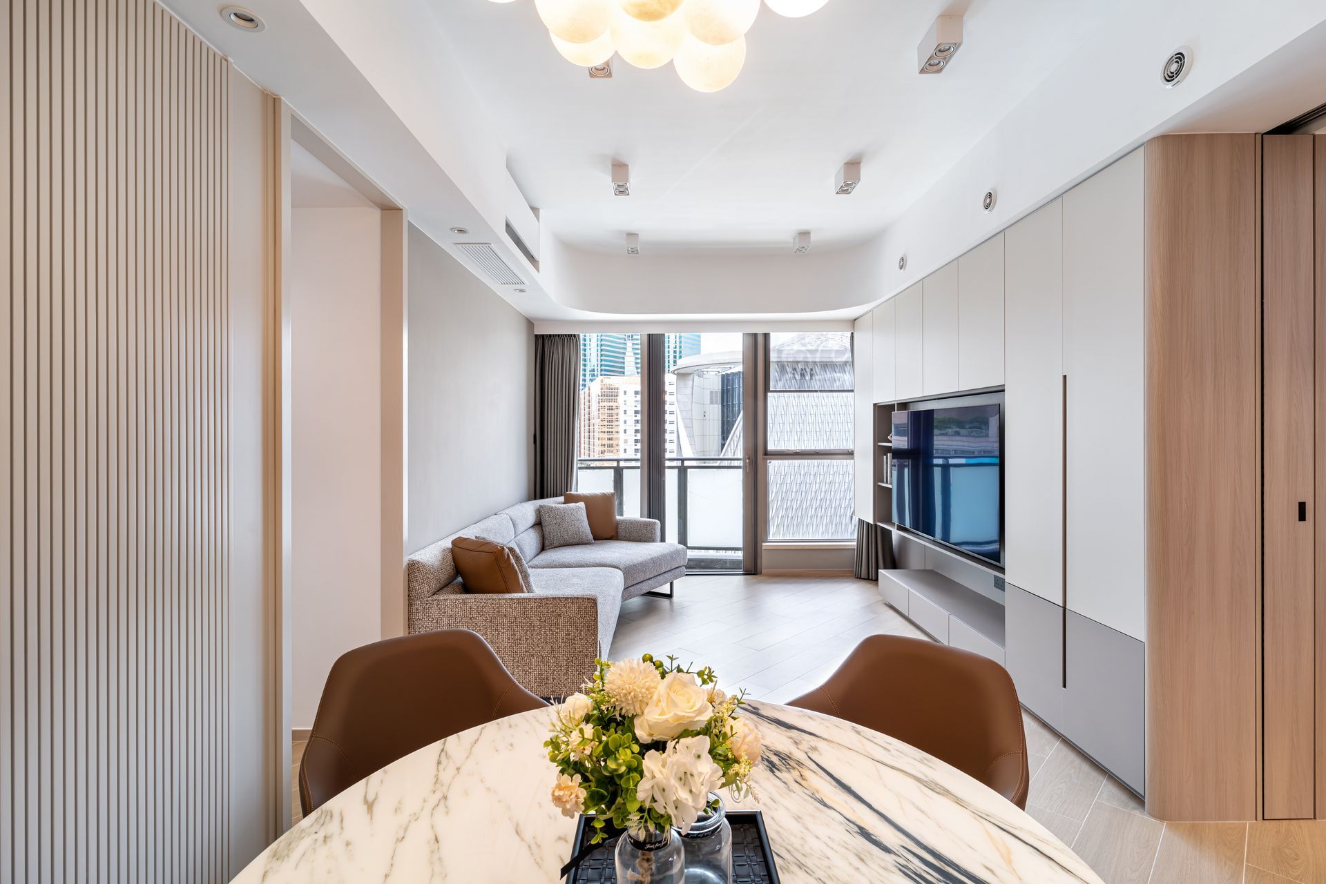 GRAND AUSTIN
950 sq.ft.