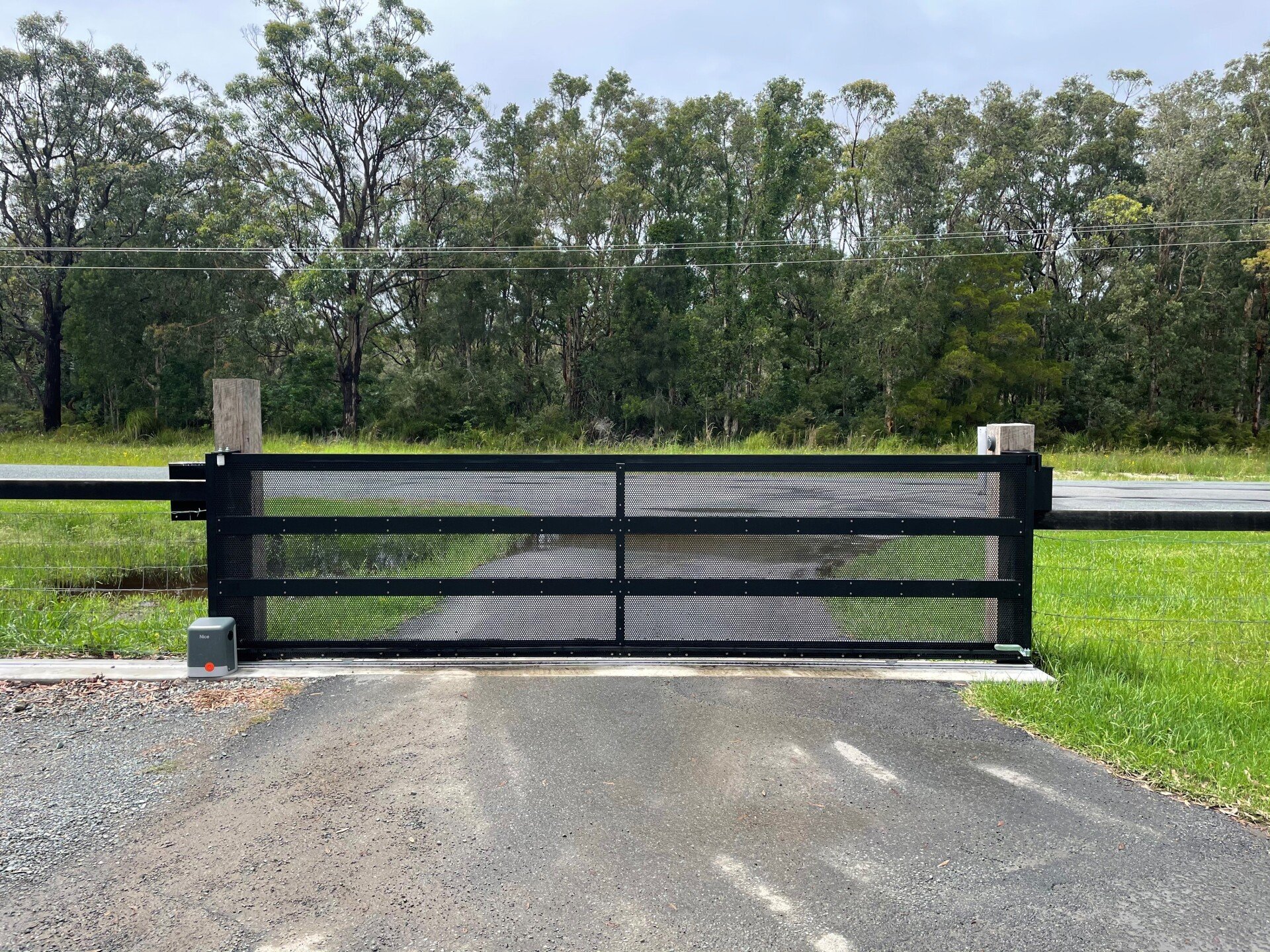 Aluminium Gates in Forster Topline Aluminium