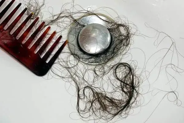 Hair shedding in the shower: what is normal?