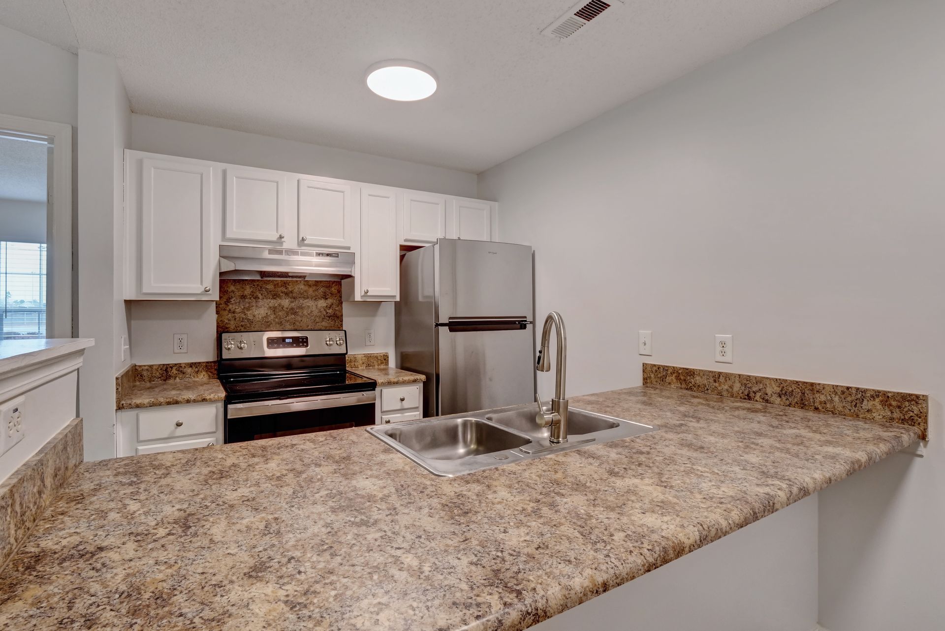 Britt Lake Apartments