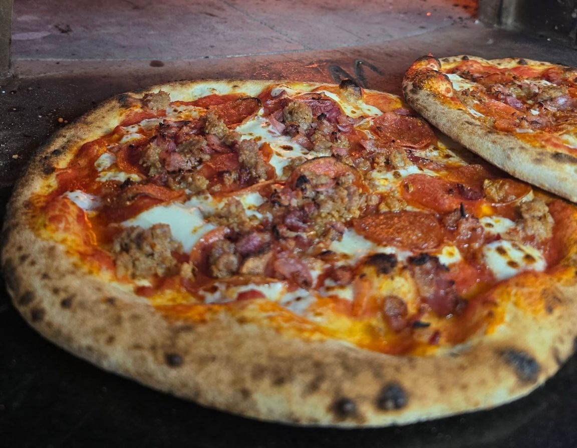 meat trio pizza