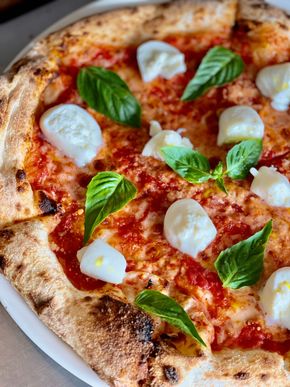 NEAPOLITAN PIZZA
