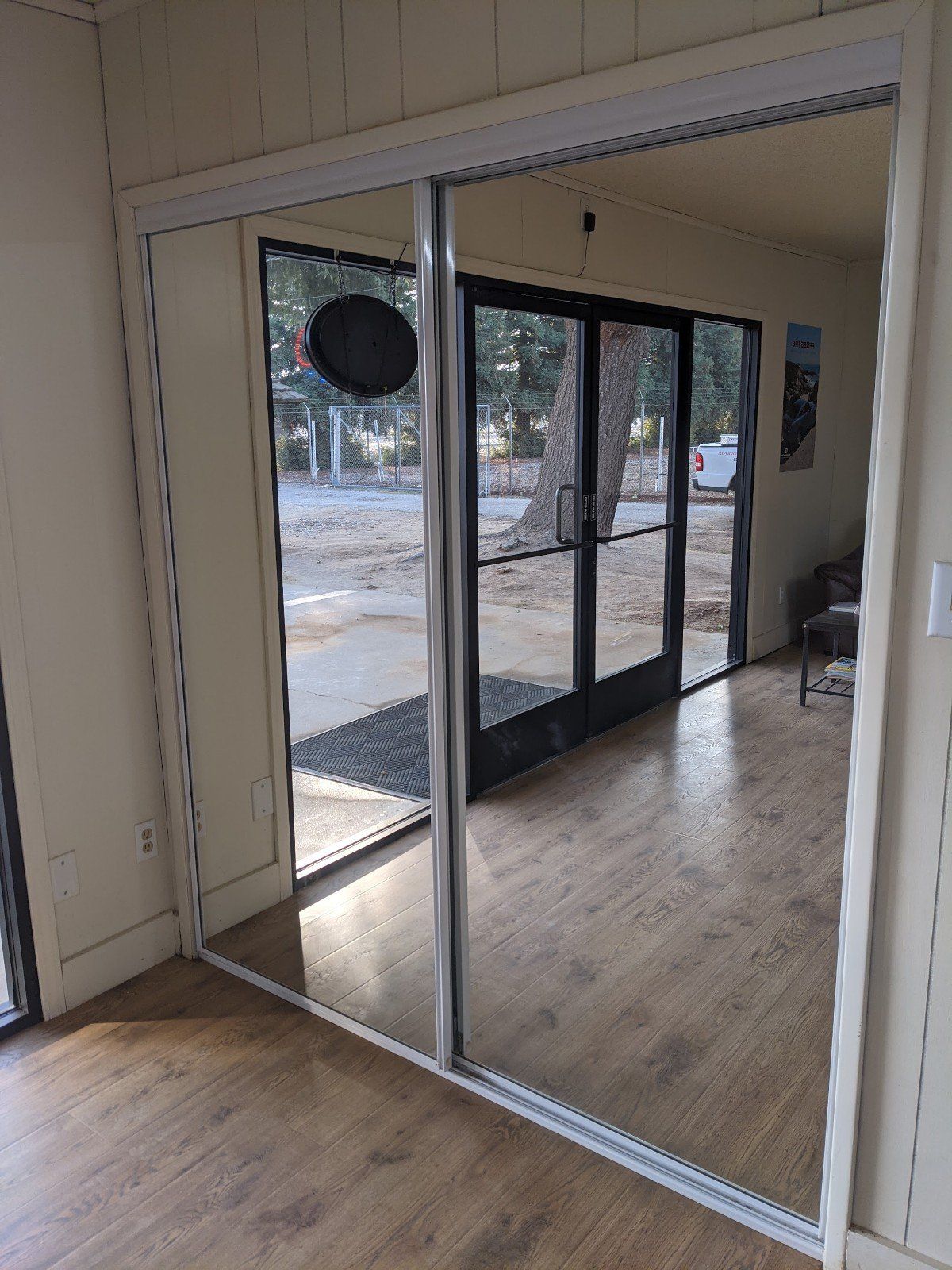 200 Series wardrobe doors