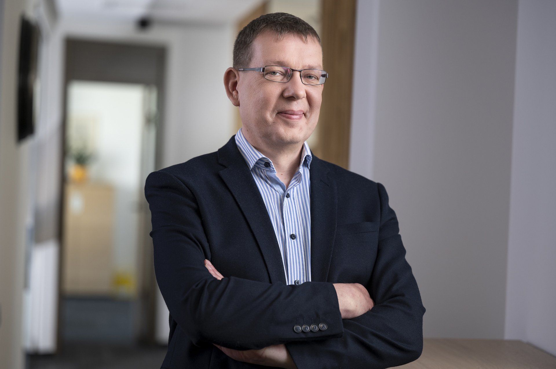 Erik Tomberg, vandetõlk
