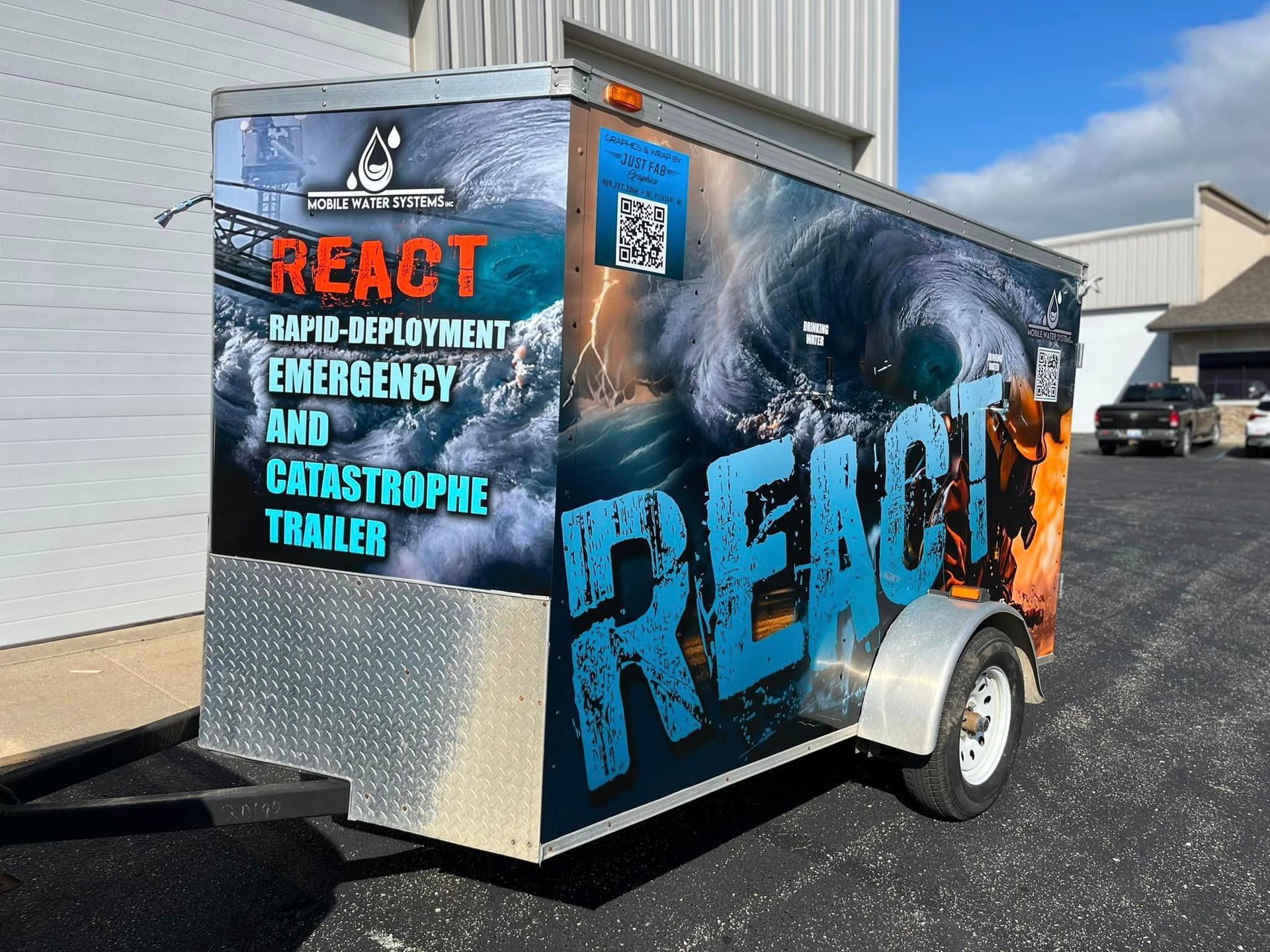 Rapid-Deployment Emergency And Catastrophe Trailer