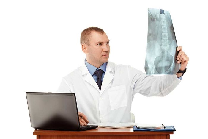 Dr. Federico Víctor Vorrath  - médico especialista