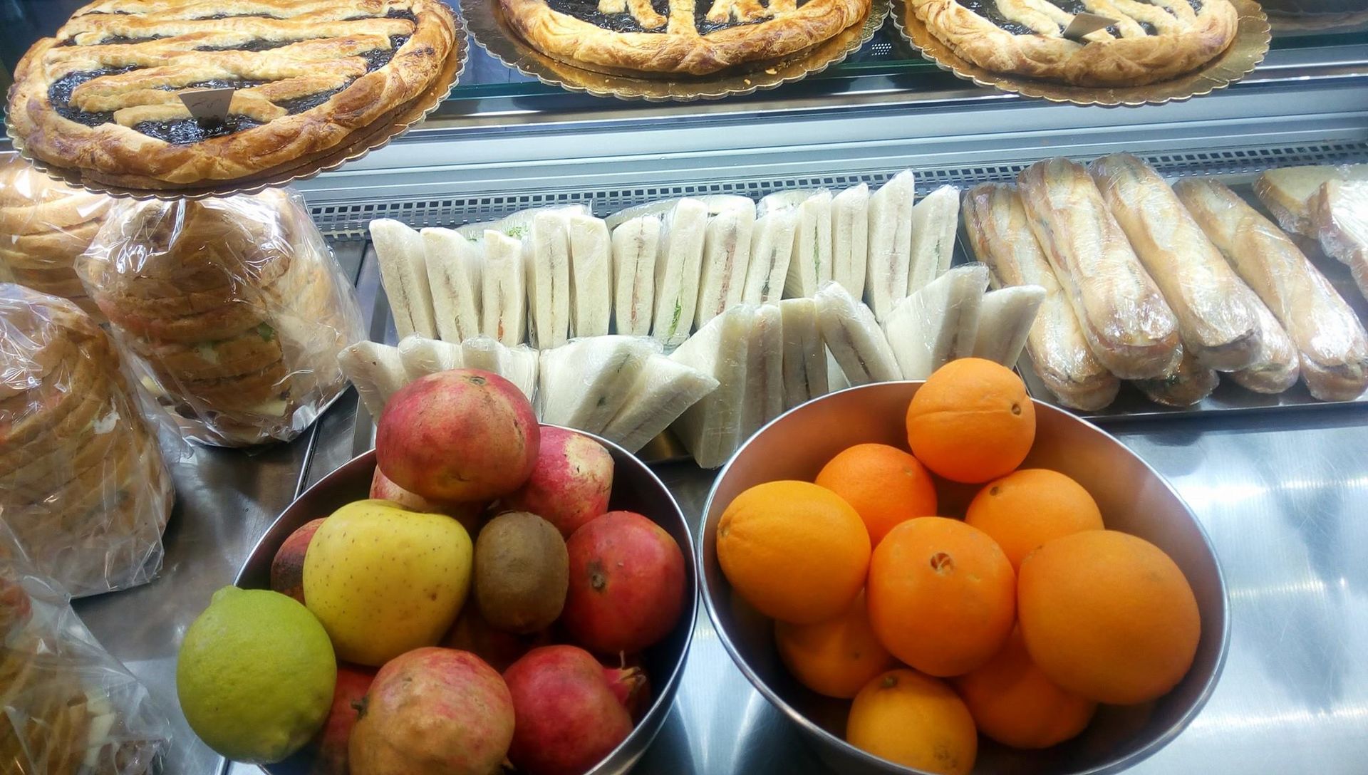 Pasticceria Cecere - tavola calda foto 3