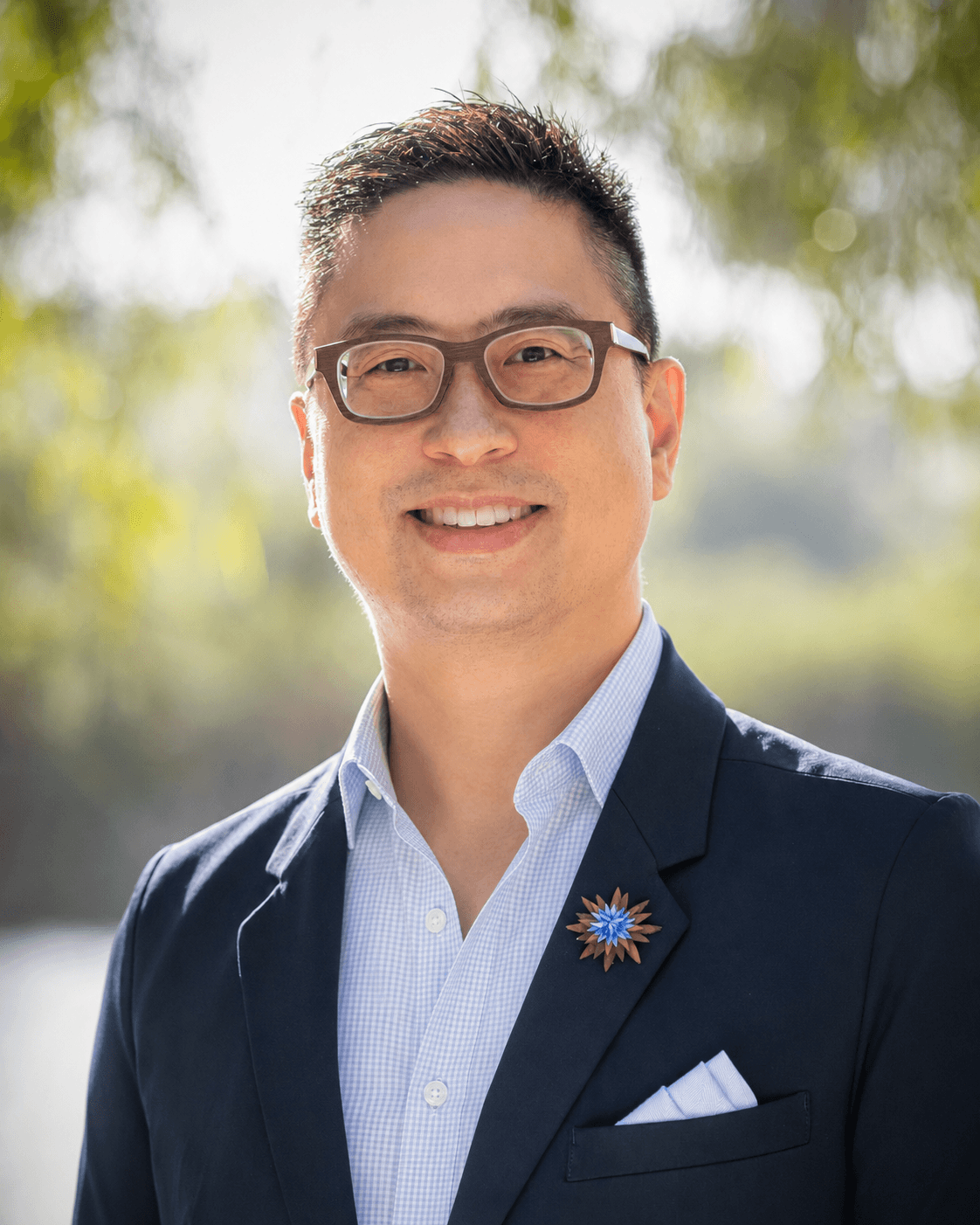 Dr. Gene Liu