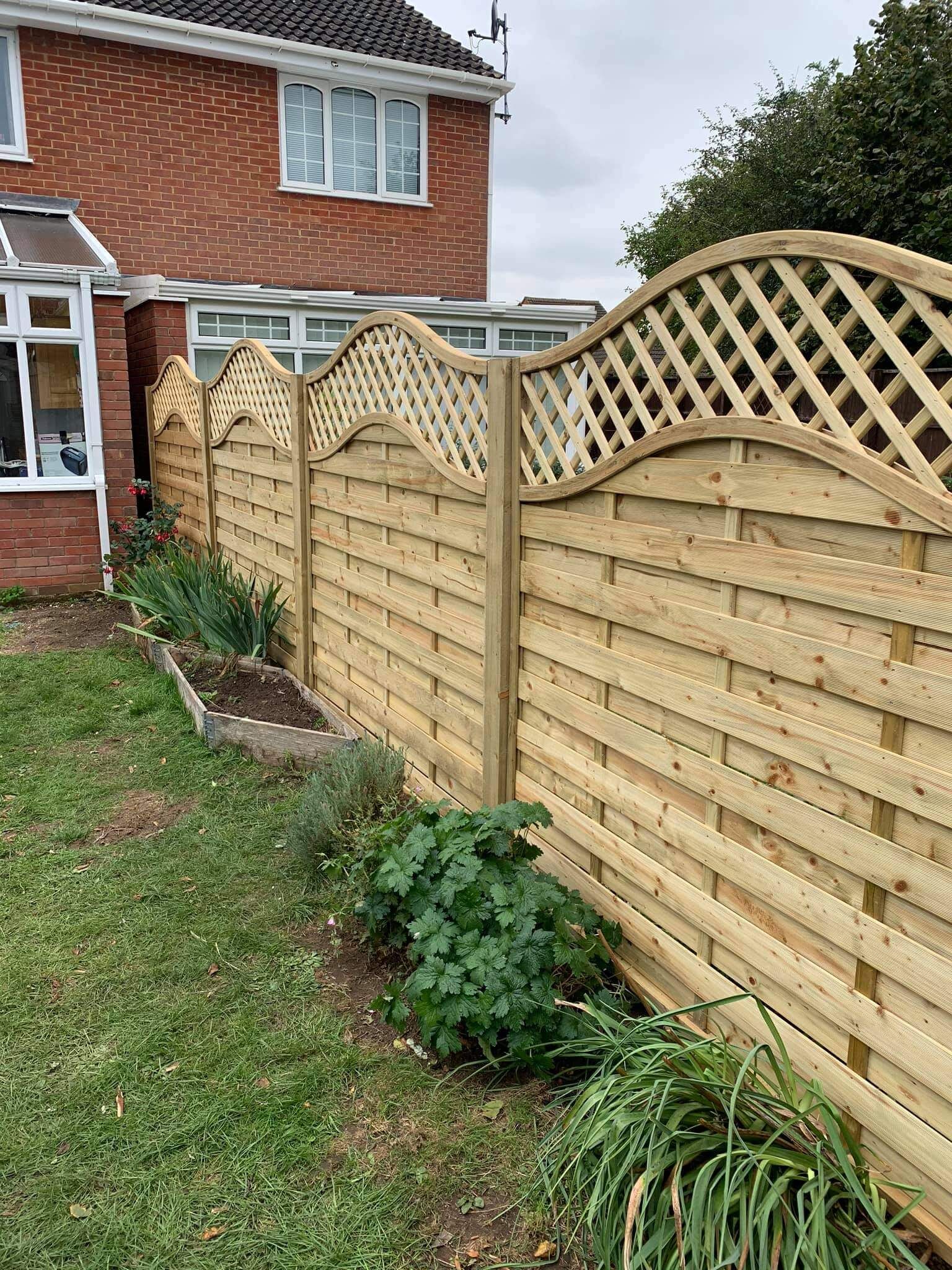 Omega Trellis Fence Panels | Dundee Fence Experts