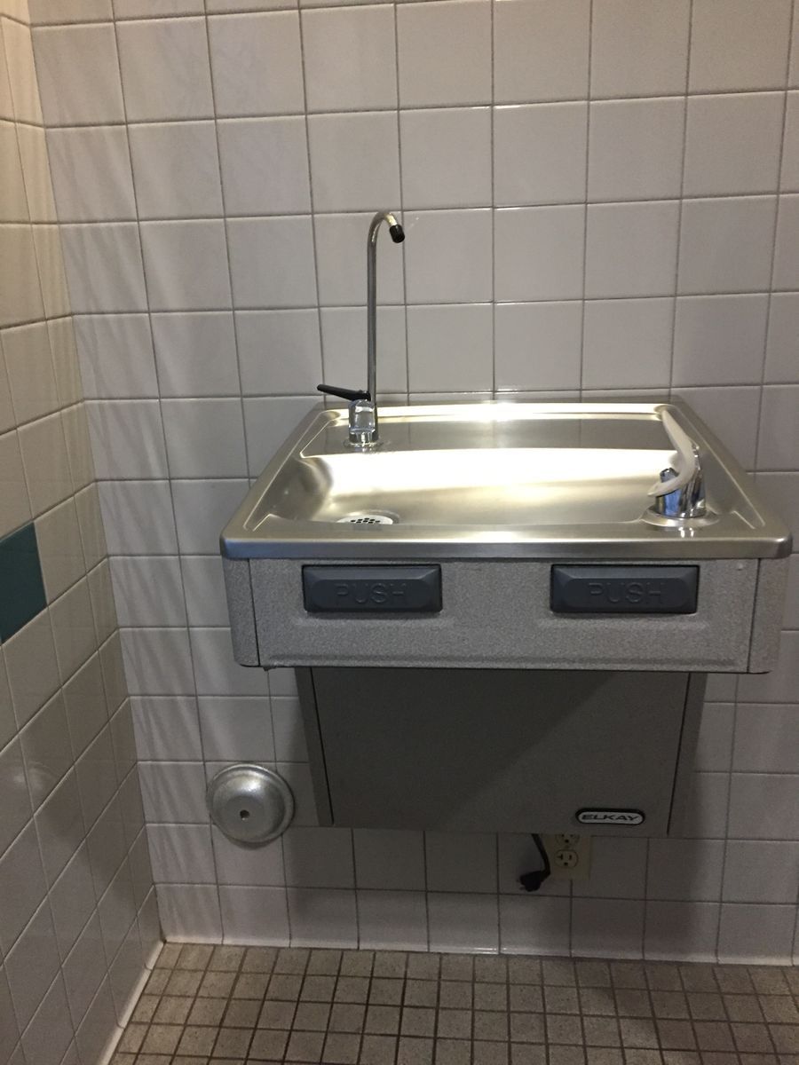 Drinking Fountain At Broadstone Sports Club - Sacramento, CA - Gordon C Walthall Company