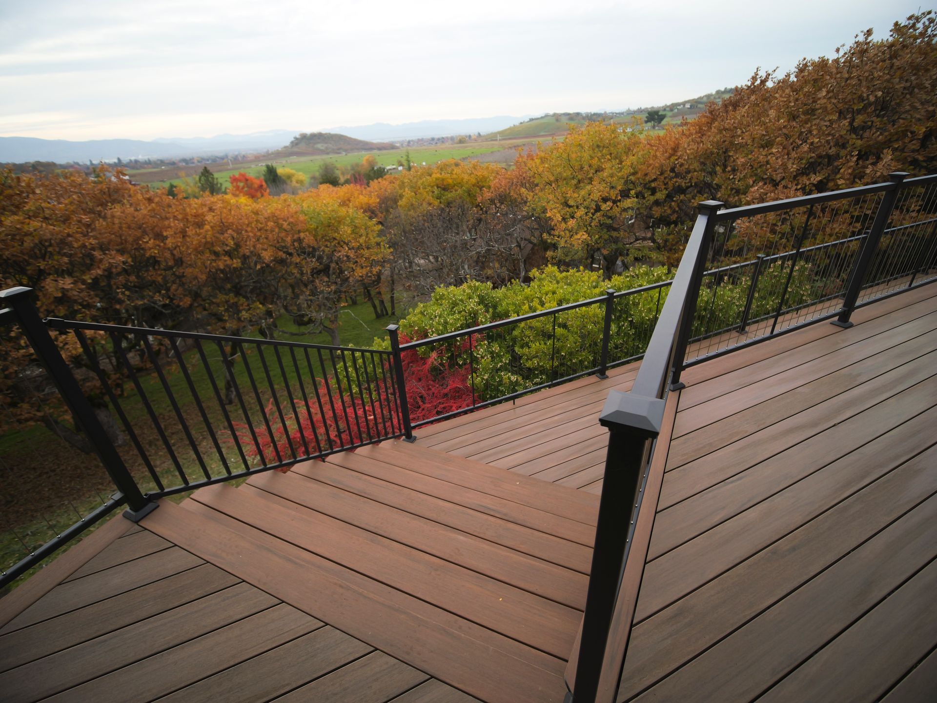 A new Azek composite deck with views of Medford, Oregon