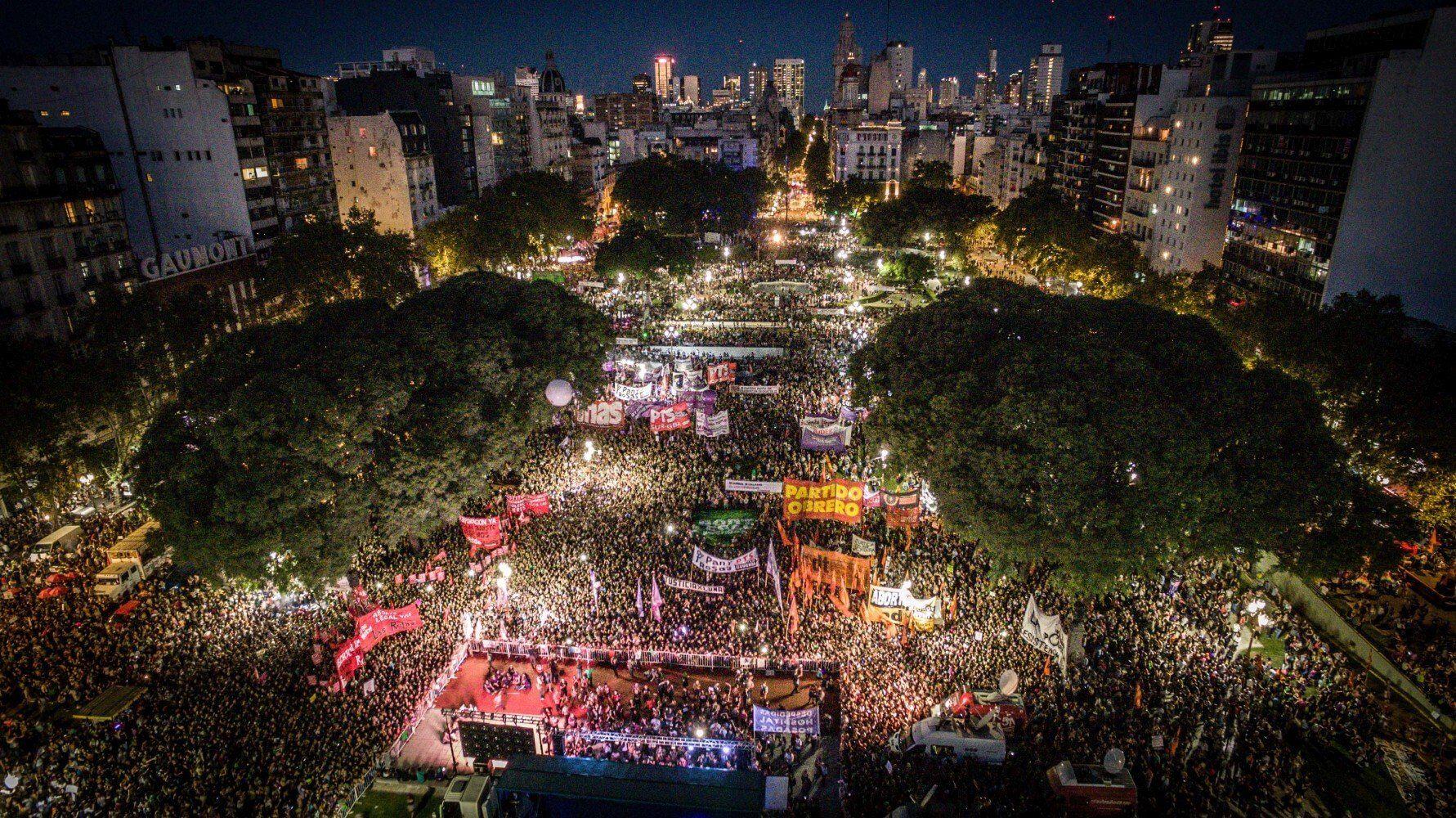 Demonstration of Ni una menos feminist movement in Plaza de los dos congresos, Buenos aires