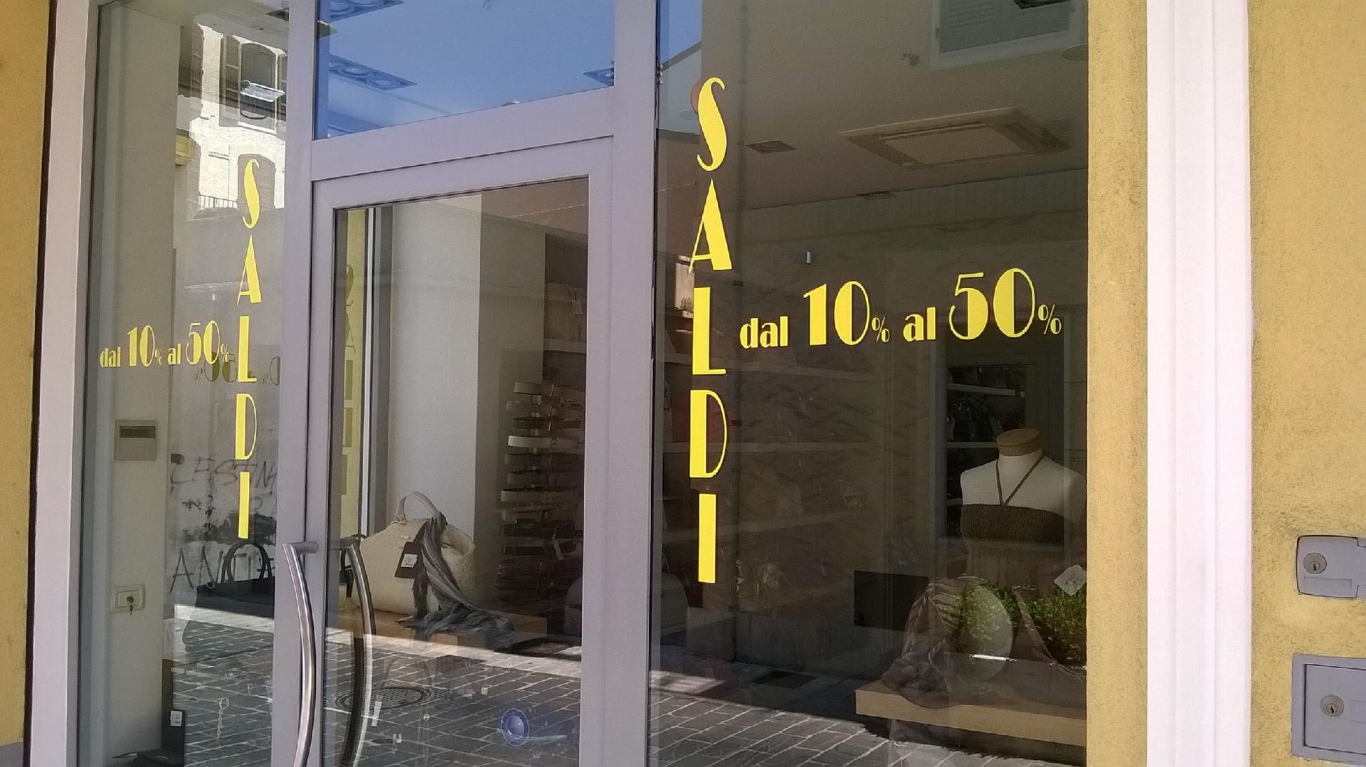 vetrofanie studio Macerata Celaschi Targhe