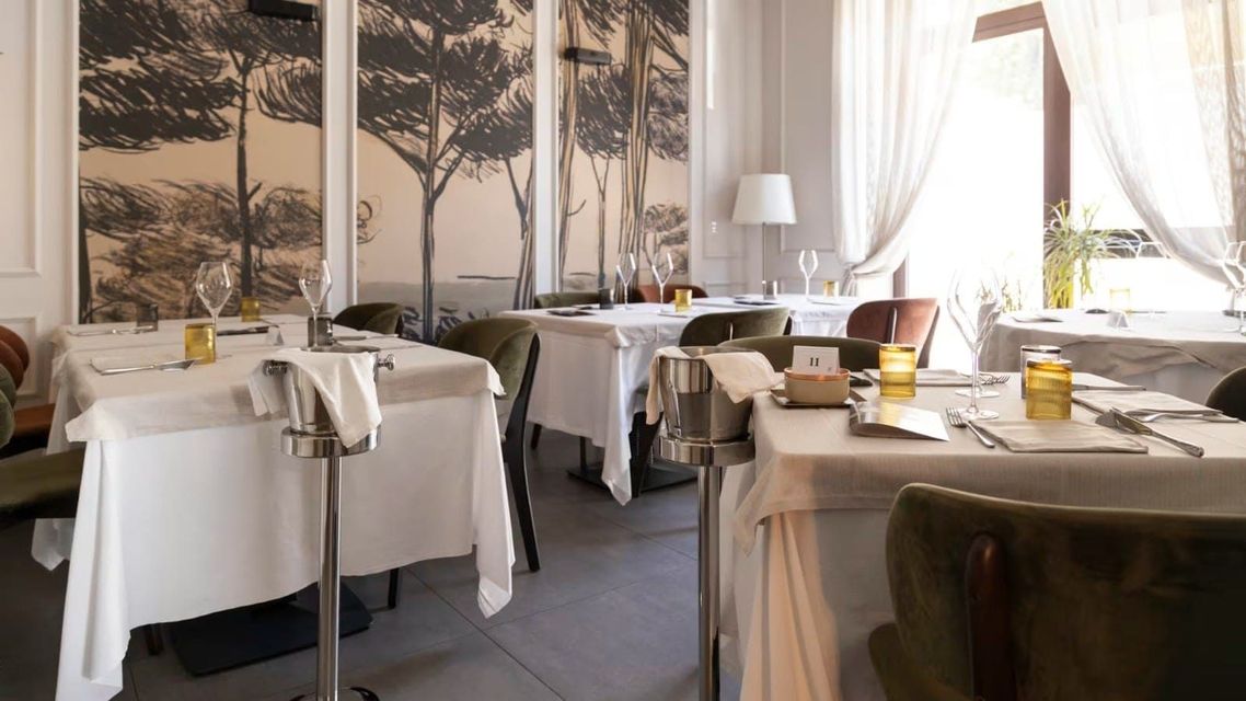 Interno dell'Osteria Passami Il Sale ai Navigli di Milano