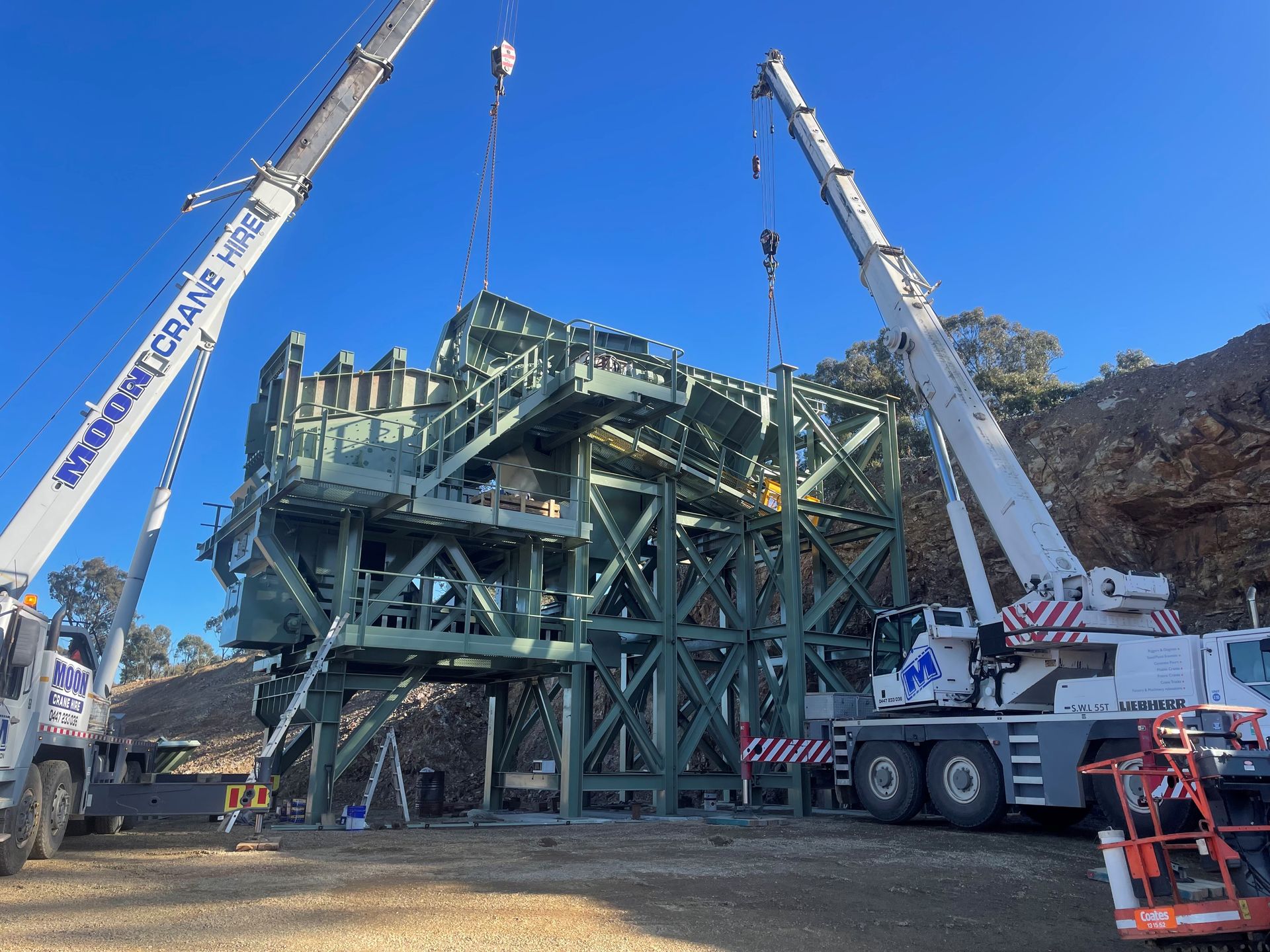 Commercial Crane Rental — Shepparton, Vic — Moon Crane Hire
