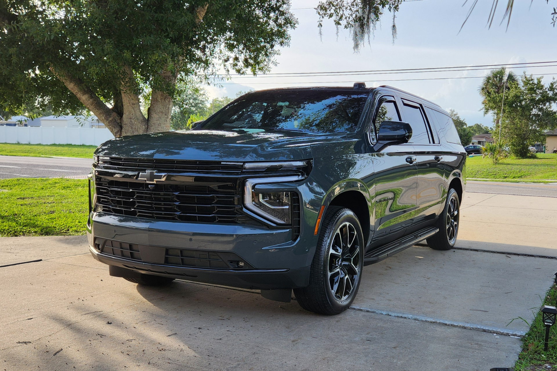 Chevrolet Suburban, paint correction and ceramic coating by 6 Speed Mobile Detailing in Southwest Florida