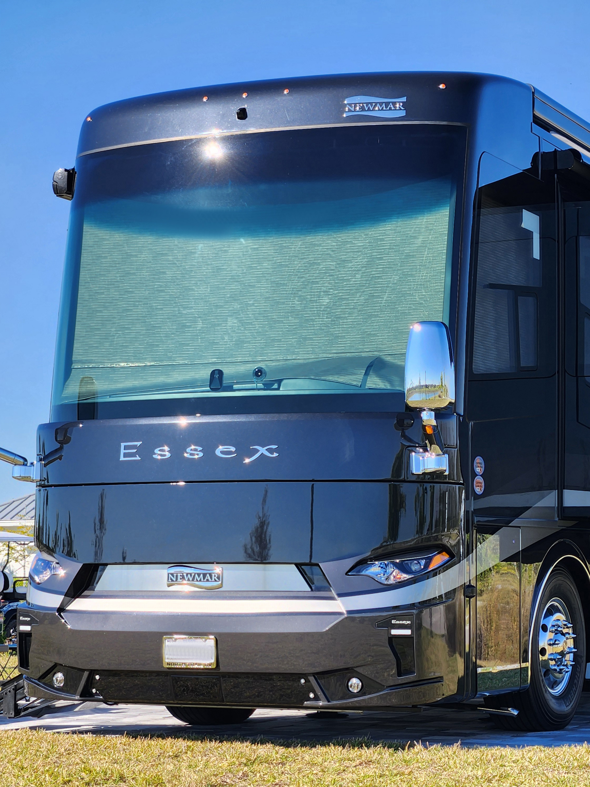 Newmar Essex Class A motorcoach RV, exterior detail and ceramic coating by 6 Speed Mobile Detailing in Southwest Florida