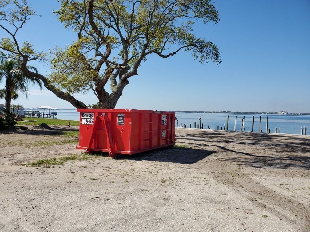 Single Dumpster — Melbourne, FL — Braggs Roll-Off Dumpsters Inc.