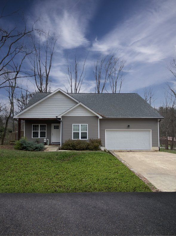 704 Chilhowee Cir exterior