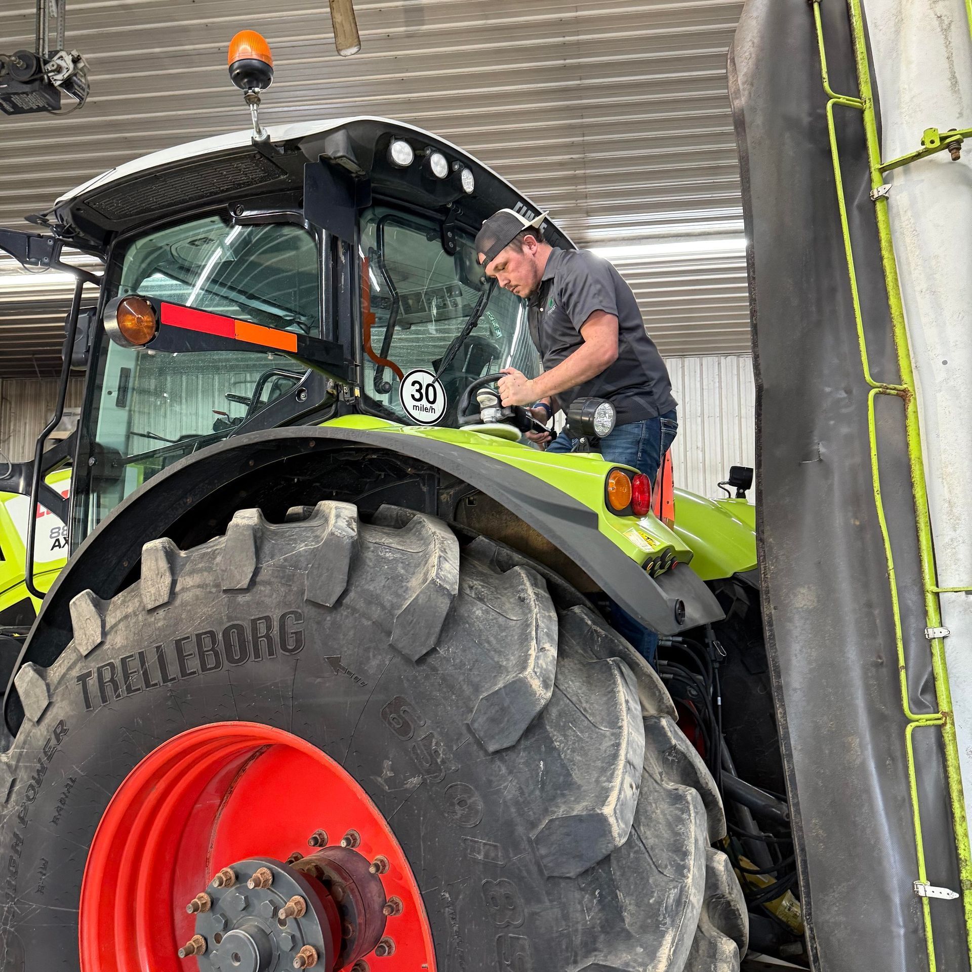 Agricultural Detailing & Ceramic Coating