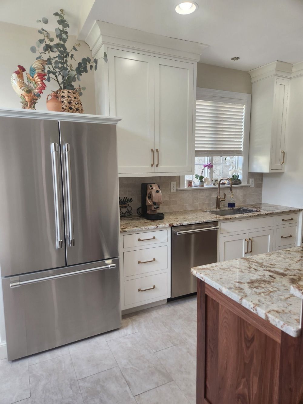 Custom Kitchen Cabinets