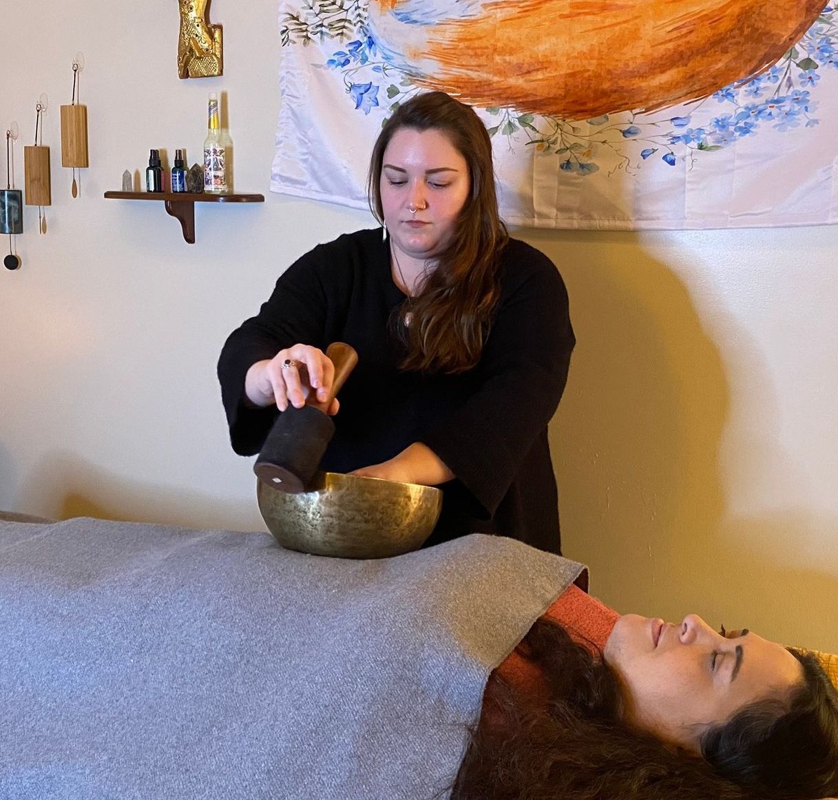laina pilkenton singing bowl session