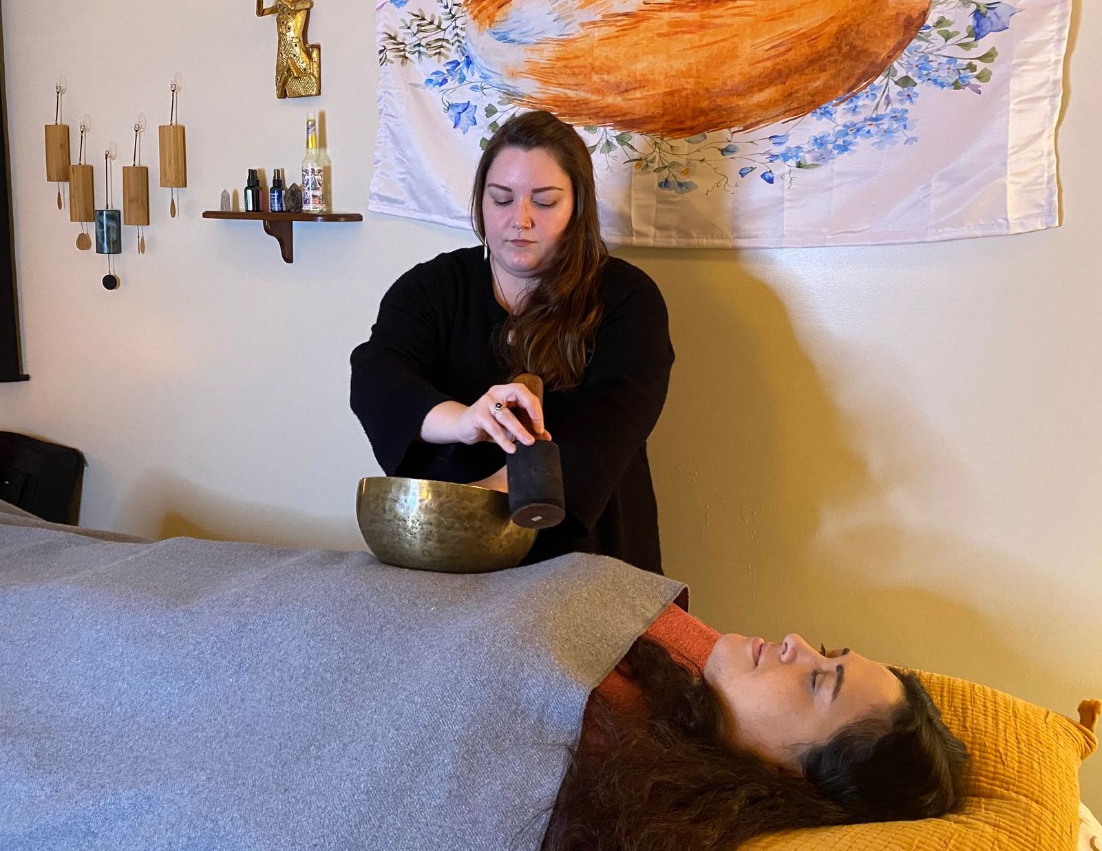 sound healing session with Laina
