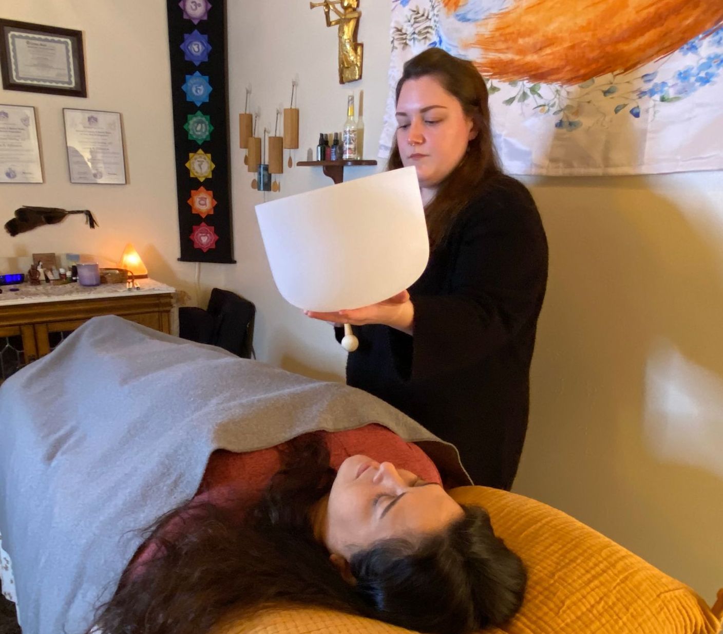 laina pilkenton singing bowl session