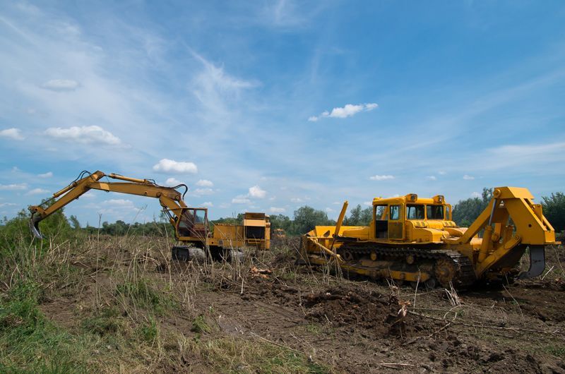 Digger And Bulldozer Clearing Farmland - Aberdeen, MS - Ground Pounders Digger And Bulldozer Clearing Farmland - Aberdeen, MS - Ground Pounders