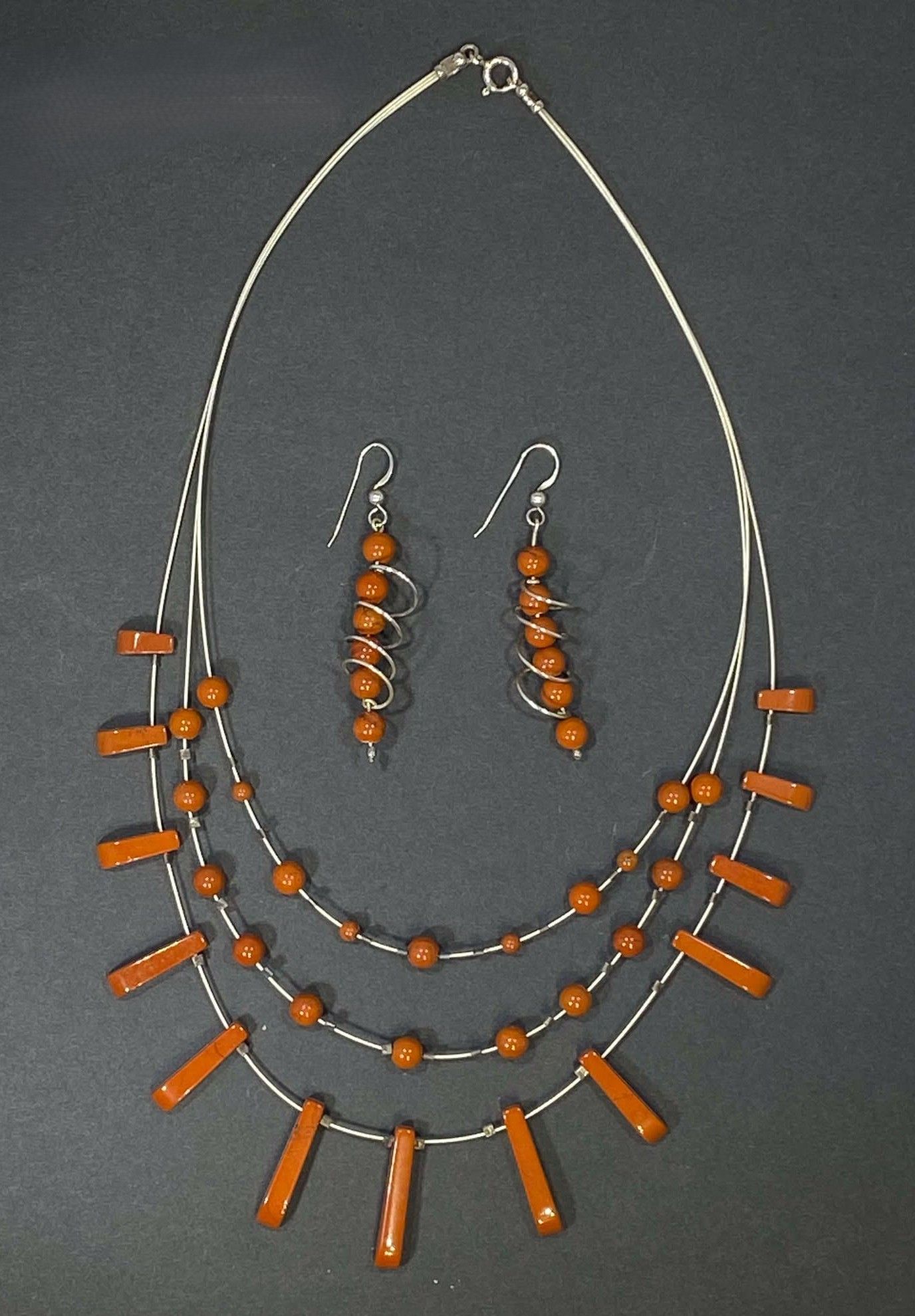 Red Jasper Gem Stone Tapered Triple Necklace Red Jasper Gem Stone Tapered Triple Necklace